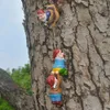 Resina escalada gnome escultura barba branca anão arte estátua pátio paisagem estatuetas jardim árvore decoração elf pingente 240113