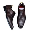 Sapatos de vestido 68117 homens na moda negócios formais boca rasa artesanal couro de couro lace-up