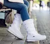 Varmaste snöstövlar för män 2024 Velvet Kvinnor med anti -slip Varmt Middle Tube förtjockad casual bomull Bomullsneakers Yakuda Sport utomhus utomhusskor