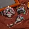 Broscher vintage strass blomma korg brosch för kvinnor kreativa bukett stift mode lapel pin bröllop corsage kläder tillbehör