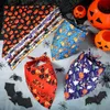 20 peças halloween cão bandanas abóbora fantasma triângulo cachecol babadores pet xadrez lenços para pequenos médios grandes animais de estimação 240113