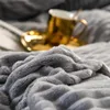 Magic Velvet Quilt Däcke Cover Bedding Set 150 220x240Simple Luxury Winter Warm Thowed Snow Fleece Solid Colors Grey Yellow50 240113