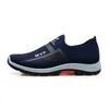 Verão malha sapatos masculinos tênis leves moda casual sapatos de caminhada respirável deslizamento em mocassins masculinos zapatillas hombre 240113