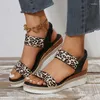 Sapatos de vestido Mulheres plataforma de salto alto sandálias cunhas leopardo casual verão aberto toe moda chinelos andando slides