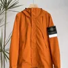 Stones Islandly Kurtka męska Sprężyn Designer Kurtka Rękawka Patchowane kobiety Kamienie Wyspy Mężczyźni Płaszcz Pull Streetwear Down Windbreaker Stones-Izlands Blob