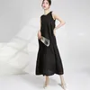 Abiti casual Miyake Canotta plissettata Abito estivo da donna A nero lungo tratto Temperamento senior Moda Europa America Modelli