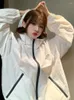 Kurtki damskie y2k biały przezroczysty płaszcz Kobiety wiosna i letnia duża cienka lekka sportowa sportowa kurtka na zewnątrz koreańskie zamek z kapturem