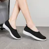 Klassieke schoenen vrouwen ademende mesh slip-on trainers oppervlakte nieuwe stijl van zwart roze rode grijs maat 36-42 gai