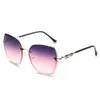 New Frameless Cut Edge Sunglasses Women in South Korea, Fashionable Trendy with Large Frame and Brick Inlaid Sunglasses, Popular on the Internet for Live