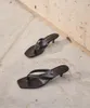 Chinelos 2024 Couro Flip Flops Kitten Heel Square Toe Muller Sapatos Mid Sandálias e Mulheres