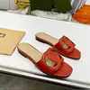 Italie Sandal Designer Femmes Sandales Amour Interlock Découpé Pantoufles En Cuir Mode Luxe Femmes Chaussures Plage Sandale Lady Pantoufles D'été