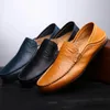 Män loafers läderskor män casual skor mockasins andningsbara sneakers män körskor komfortlägenheter plus storlek 45 240113