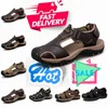 Lyxdesigner Sandaler Slingback Platform Dad Women Summer Beach Buckle Strap Soft Chunky Heel Sports Shoes Woman Flat