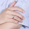 Китайская фабрика Мужские ювелирные изделия Оптовая продажа Золотое родиевое белое кольцо с настоящим бриллиантом для мужчин