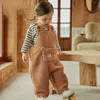 Zimowe spodnie kombinezonowe dla dzieci spodnie dla dzieci ciepłe ubrania modowe urocze kreskówki jesień 240115