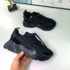 2024 hochwertige Luxus-Designer-Freizeitschuhe Männer Frauen flache Turnschuhe weiß schwarz dreifach rosa Jogging-Walking-Schuhe für Männer 35-45