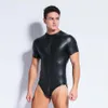 Plus Size S-3XL Black Sexy Men's Leather Bodysuit Pu Latex CatSuit Men Sexig underkläder Patentläder i ett stycke Spik Gay Wea248w