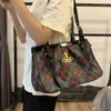 Vivianeismisism Westwoodism Bag Empress Dowager Bag Bag Middle Bag القديم المتقلب حقيبة إبطية للسيدات.