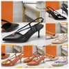 Ultime di alta qualità 2024 porcile vera pelle donna sandali pantofole tacchi sexy scarpe banchetto partito marca sflip flop scarpe da ginnastica tacco casual 7 cm S2107