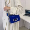 Lyxdesignväskor Ny handväska fransk stil väska kvinnors höga skönhet enkla mode crossbody