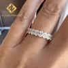 Anniversario Gioielli da sposa Oro 10K Vvs1 Super White D Colore Ovale Moissanite Diamante Mezza fascia Anello di fidanzamento Eternity Wo