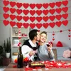 Striscione ghirlanda di cuori in feltro per decorazioni di San Valentino, decorazioni di striscioni a cuore rosso vino rosa rosso per forniture per decorazioni per feste di fidanzamento per anniversari di matrimonio