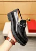 2024 Chaussures habillées pour hommes Mocassin en cuir véritable Oxfords Hommes Marque Designer Slip On Casual Handmade Business Flats Taille 38-45