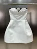 Günlük elbiseler hazırlık 2024 bahar koleksiyonu kolsuz askısız yastıklı göğüs ince bel kısa elbise kadınlar gp238