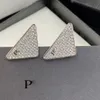 Ohrringe, Designer-Ohrringe, Designer-Ohrringe für Damen, Alphabet-Ohrringe, weiße Steinbesatzung, umgekehrtes Dreieck mit Diamanten, einfache Persönlichkeitsohrringe, superglänzend
