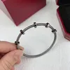 Pulsera de tuerca de alta versión para mujer, pulseras de pareja de diseñador de lujo para hombre, joyería de moda, regalo de Halloween 240115