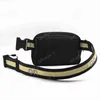 Everywhere Belt Bag Grote 2L yogatas Outdoor sport taille dames heren sportschool elastische verstelbare riem ritssluiting heuptasje riem met letters op de voorkant 1L OUM5