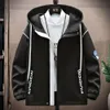 Giacca da uomo Cappotto bianco giovanile Marchio alla moda Primavera e autunno Top casual bello di fascia alta con cappuccio