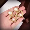 Luksusowe kolczyki perłowe wydrążone w Złotej Perły Kołym, szlachetny i elegancki dla kobiet 2024 Nowy model