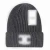 Chapeau de bonnet de créateur de mode pour hommes et femmes, chapeaux de sport décontractés, automne et hiver, casquette tricotée en laine de haute qualité, chapeau chaud en cachemire C-1