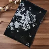 Foulards Marque Fleur Papillon Imprimer Écharpe Noir et Blanc Style Rétro Châle Coton Silencieux
