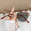 Lunettes de soleil Fashion Cat Eye Anti Blue Light Pochromic Lunettes Femmes Vintage Triangle Métal Cadre Couleur Changement Protection Lunettes