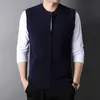 Toppklass Autum Winter Fashion Märke blixtlås stickad hjärttröja Vest Men Retro Crew Woolen ärmlösa Casual Man kläder 240115