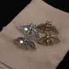 Boucles d'oreilles de créateur en or 18 carats, boucles d'oreilles à tige en diamant, bijoux pour femmes, mode avec boucles d'oreilles à tige d'abeille