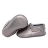 Urodzony oryginalny skórzany mokasynów butów dziewczęta First Walker dla dzieci buty Baby Schoenen 240115