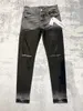 남자 청바지 2024 흑인 디자이너 패션 판매 남자 할인 보라색 브랜드 슬림 한 스키니 솔리드 흰색 데님 바지 스트리트웨어