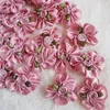 Fleurs décoratives 20 pièces ruban de satin nœuds de fleurs soie artificielle perle rose 3 cm tissu appliques à la main couture mariage artisanat boîte-cadeau