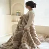 Koce Zima ciepła koralowa imitacja futrzana koc do łóżka rzuty luksus zagęszczony polar super miękka beżowa sofa sypialnia