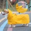 Capa de chuva de roupas de cachorro atraente color brilhante pescoço redondo capa de chuva para vida cotidiana