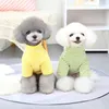 Vestuário para cães Suprimentos para animais de estimação moda roupas listradas outono quente duas pernas teddy pulôver versão coreana de filhote de cachorro bonito undershirt