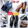 Modelo Zapatos de vestir de diseñador formal Zapatos de cuero negro azul para hombre Traje de fiesta con punta estrecha Zapatos de diseñador de negocios para hombres EUR 38-47