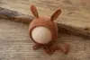 Född pografi Props tillbehör söt stickad kanin hatt baby tillbehör studio spädbarn skjut virkning öronkapital y240115