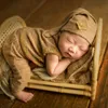 Born Pography Props pannband hatt spets jumpsuit baby po shooting outfit posera assist fotografie tillbehör 240115