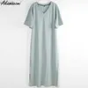 Grundläggande casual klänningar BASIC CASIAL Dresses Robe Longue Col En V Pour Femmes Grande Taille 4xl 5xl 6xl 7xl 8xl 9xl 10xl dcontracte Style Coren Harajuku Boho T YQ240115