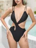 Kvinnors badkläder 2024 Ring Linked Monokini Cut-Out One Piece Swimsuit Solid Hollow Sexig Female Beachwear Bathing Swimming Swim Suit