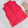 Autumn Winter Ultralight Women Down Vest Jacket ärmlös Vit Duck Warm Weistcoat Ytterkläderrockar för kvinna Portable 240115